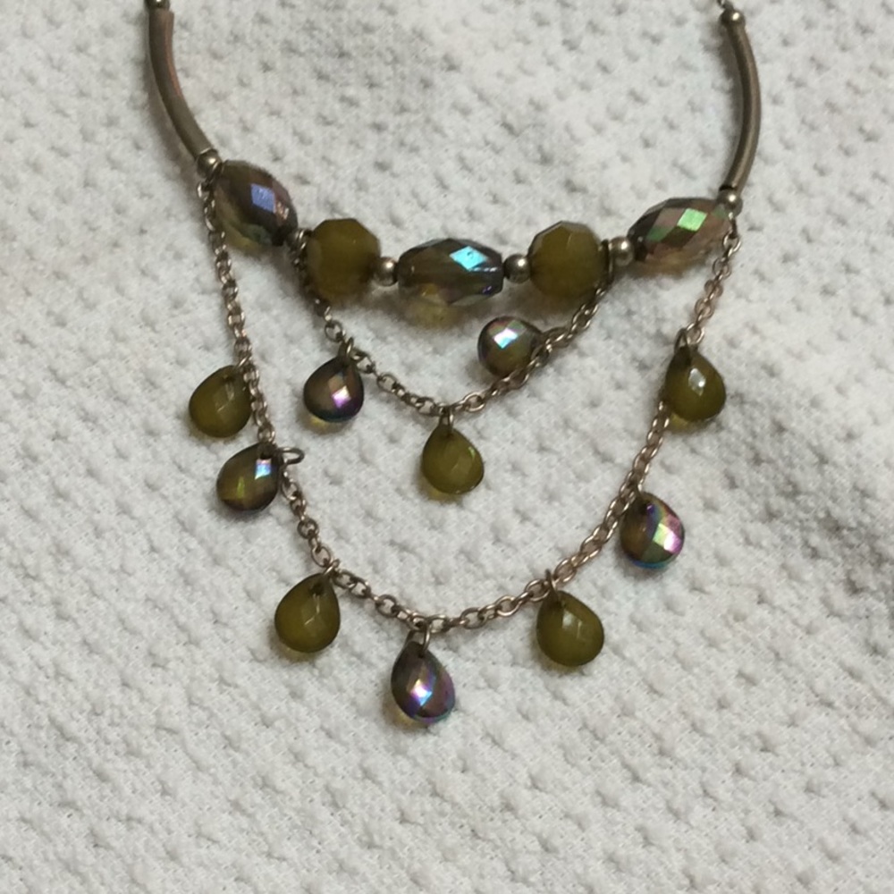 Green jewel necklace